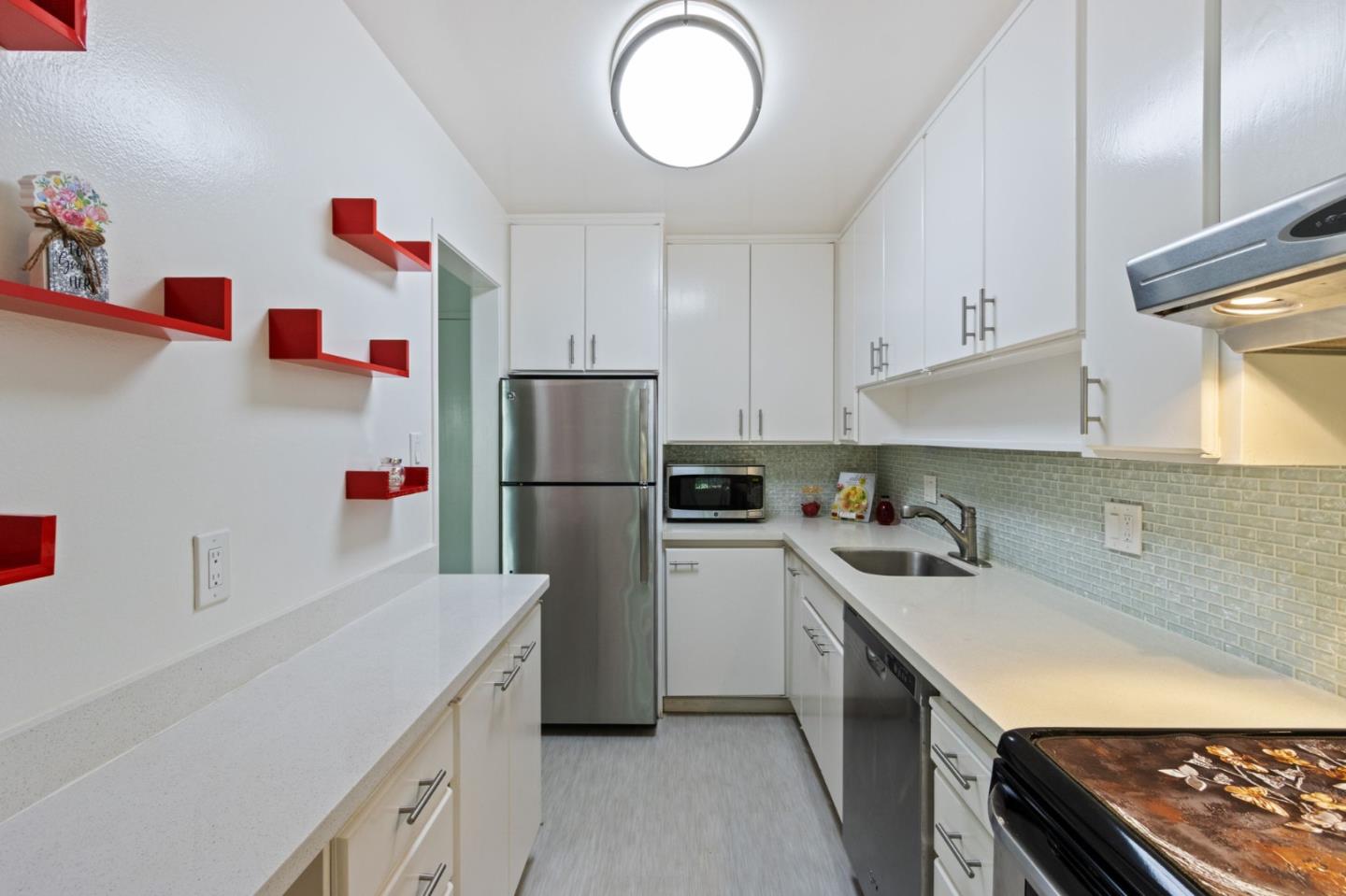Detail Gallery Image 5 of 38 For 833 N Humboldt St #201,  San Mateo,  CA 94401 - 1 Beds | 1 Baths