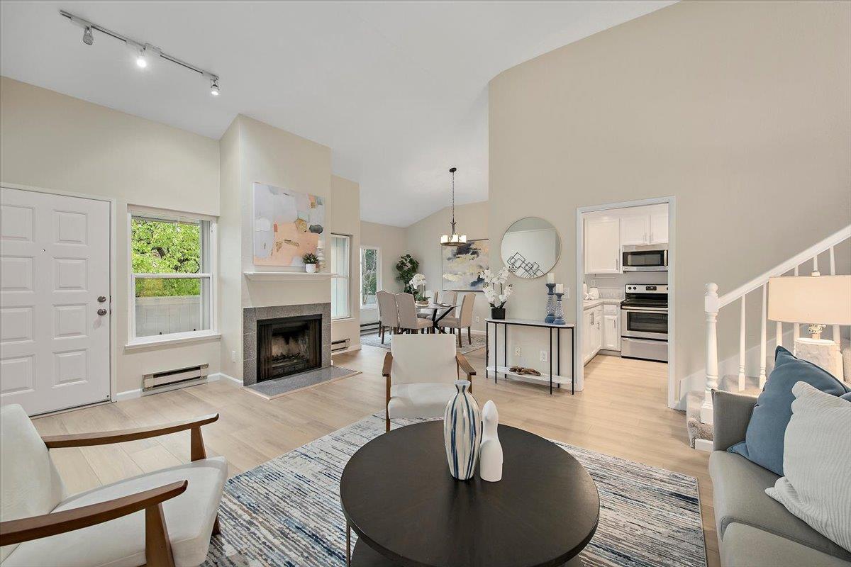 Photo #4: ML82033809 Listing: Photo #4