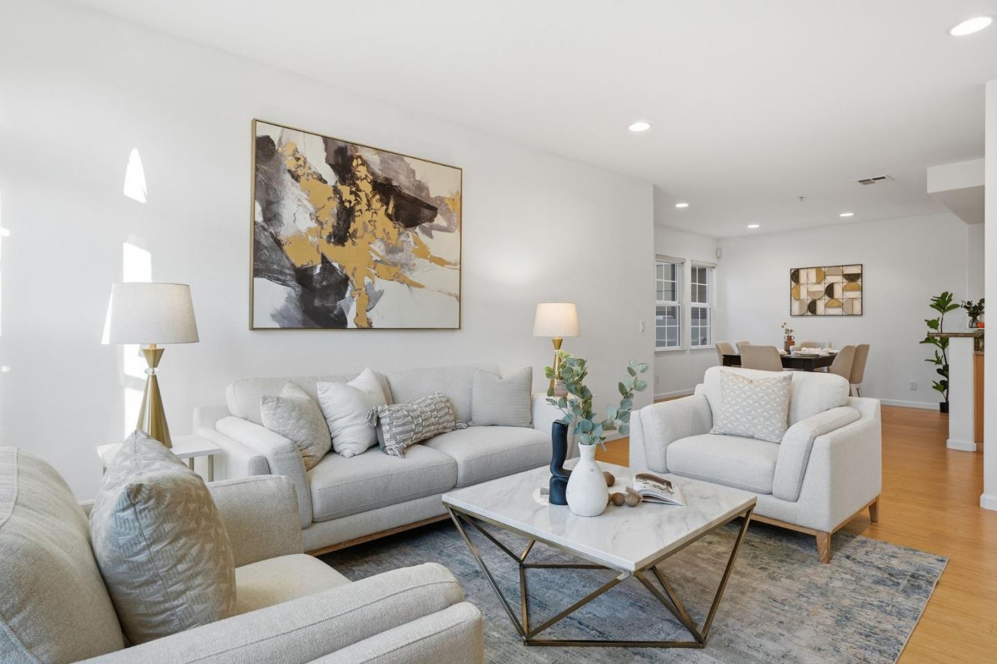 Detail Gallery Image 5 of 22 For 2105 Lindsey Ct, San Jose,  CA 95125 - 2 Beds | 2 Baths