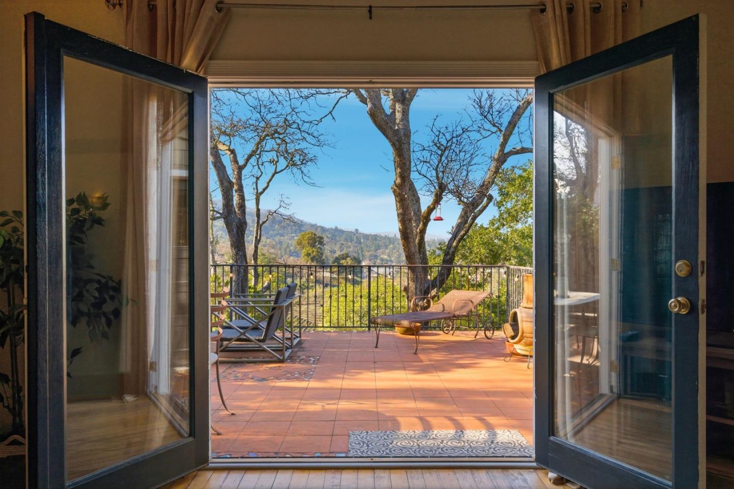 Detail Gallery Image 16 of 70 For 8 Central Ct, Los Gatos,  CA 95030 - 2 Beds | 2 Baths