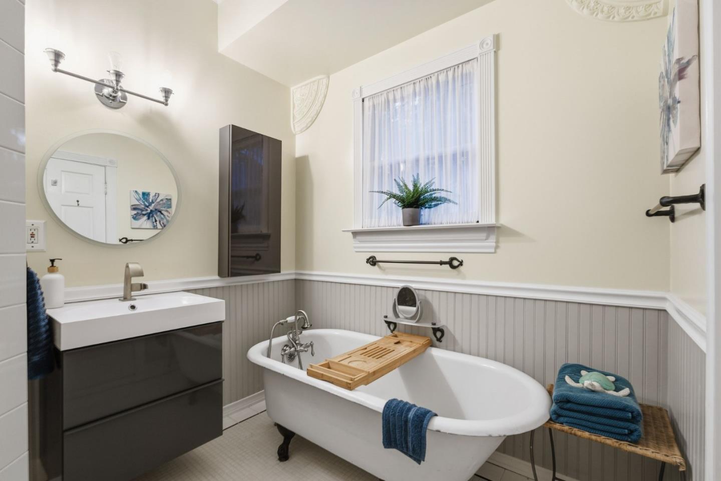 Detail Gallery Image 33 of 70 For 8 Central Ct, Los Gatos,  CA 95030 - 2 Beds | 2 Baths