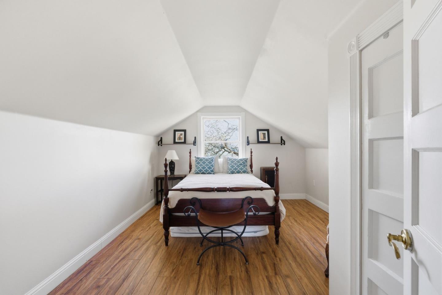 Detail Gallery Image 36 of 70 For 8 Central Ct, Los Gatos,  CA 95030 - 2 Beds | 2 Baths