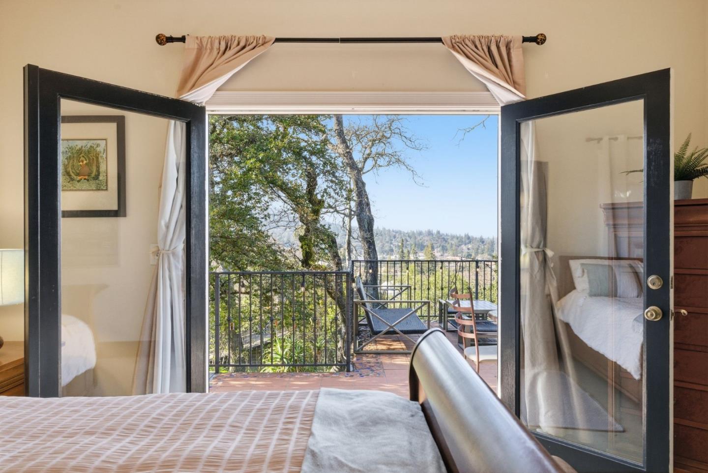 Detail Gallery Image 38 of 70 For 8 Central Ct, Los Gatos,  CA 95030 - 2 Beds | 2 Baths