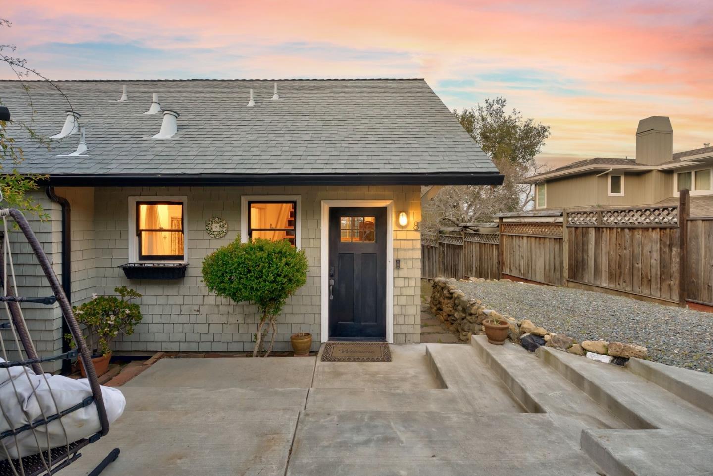 Detail Gallery Image 7 of 70 For 8 Central Ct, Los Gatos,  CA 95030 - 2 Beds | 2 Baths