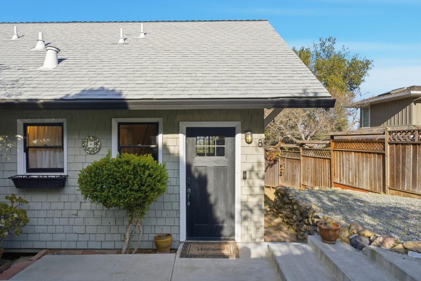 Detail Gallery Image 8 of 70 For 8 Central Ct, Los Gatos,  CA 95030 - 2 Beds | 2 Baths