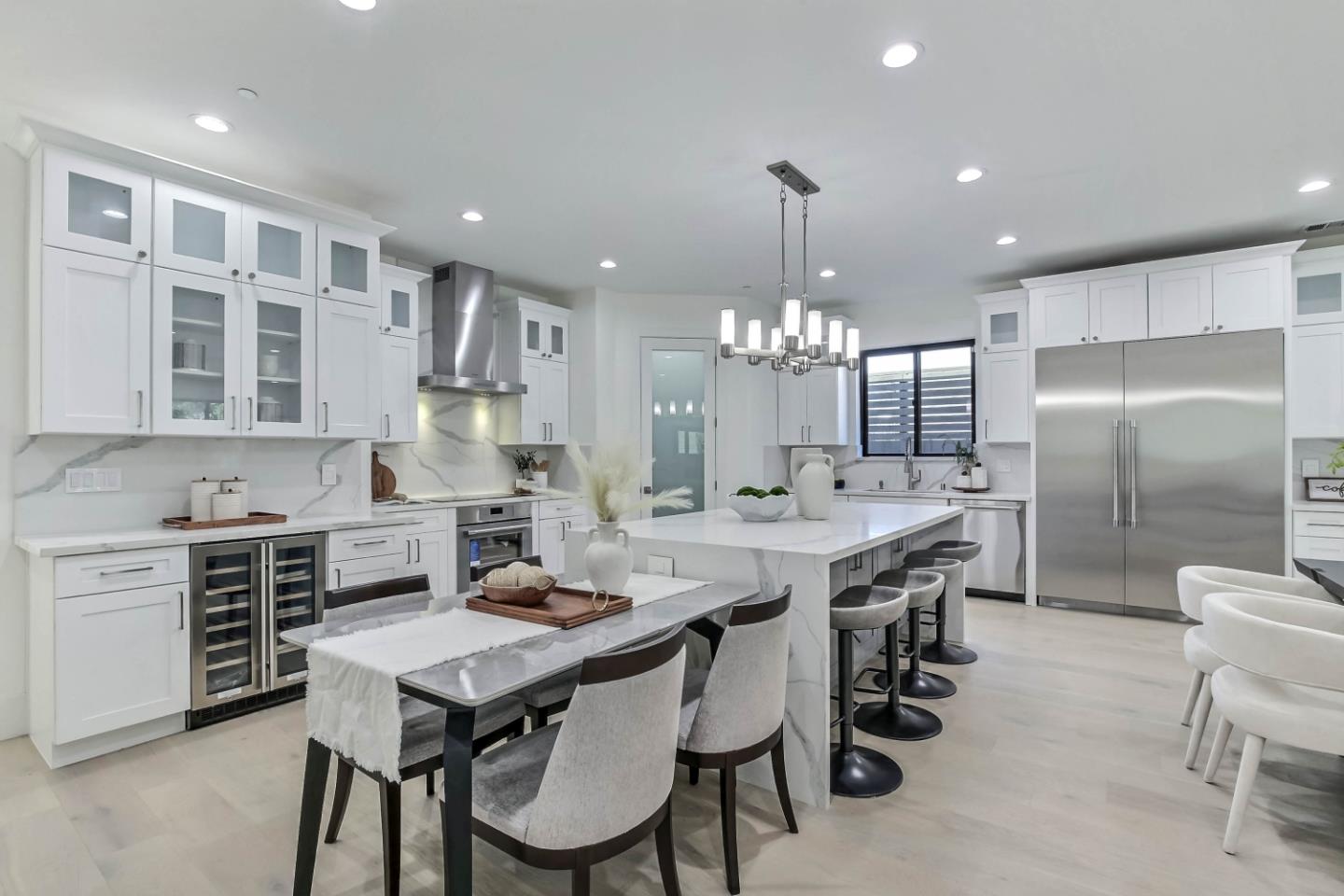 Detail Gallery Image 11 of 30 For 10290 Imperial Ave, Cupertino,  CA 95014 - 4 Beds | 3/1 Baths