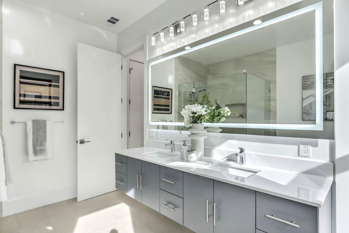 Detail Gallery Image 16 of 30 For 10290 Imperial Ave, Cupertino,  CA 95014 - 4 Beds | 3/1 Baths