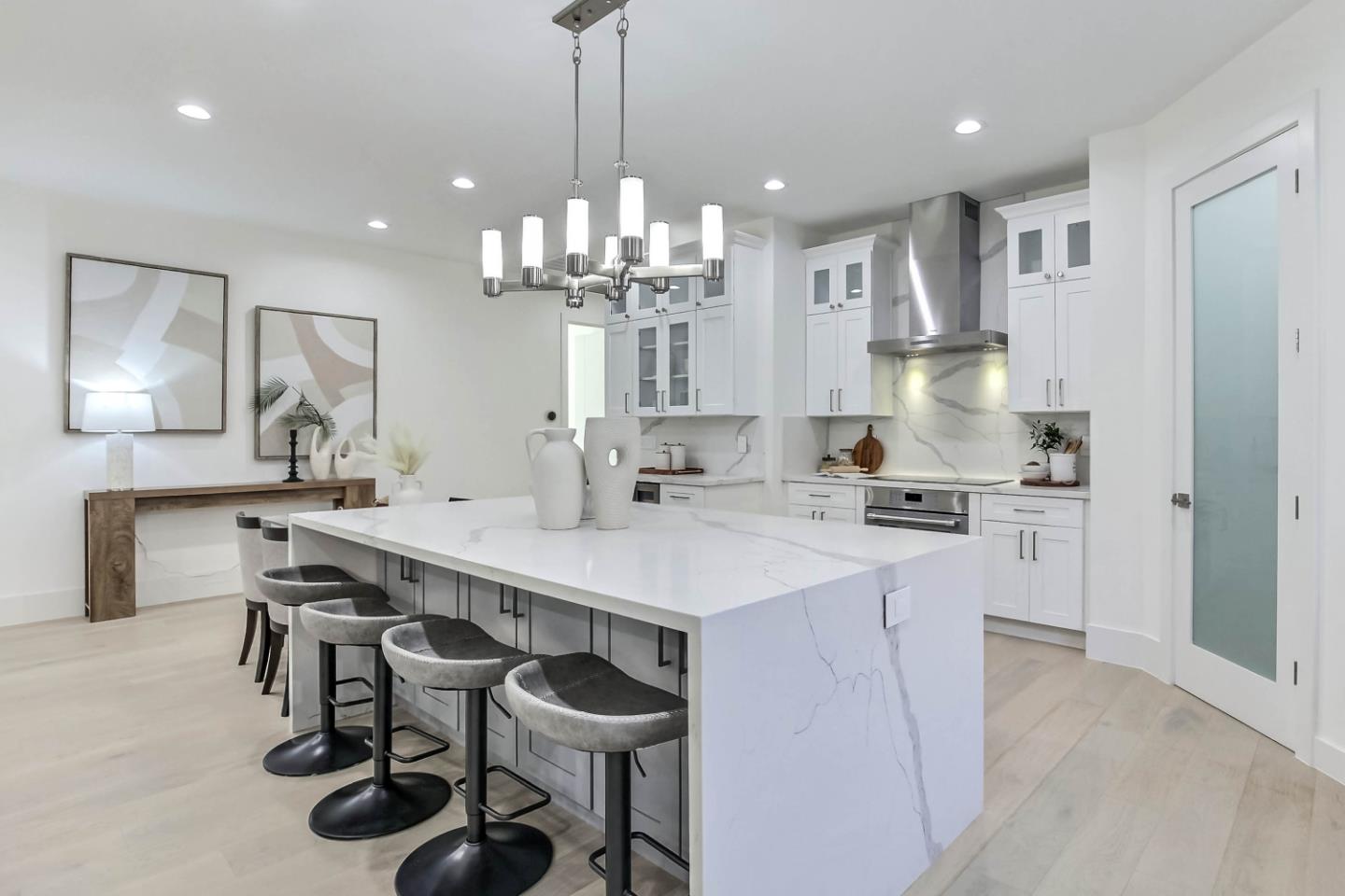 Detail Gallery Image 7 of 30 For 10290 Imperial Ave, Cupertino,  CA 95014 - 4 Beds | 3/1 Baths