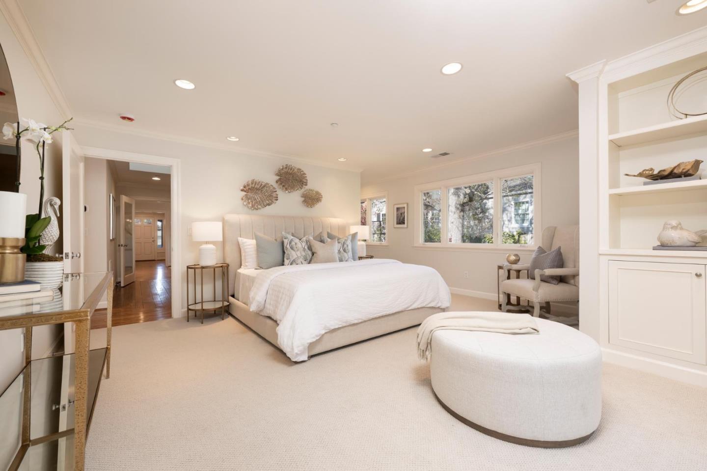 Detail Gallery Image 12 of 30 For 365 Parrott Dr, San Mateo,  CA 94402 - 3 Beds | 2 Baths