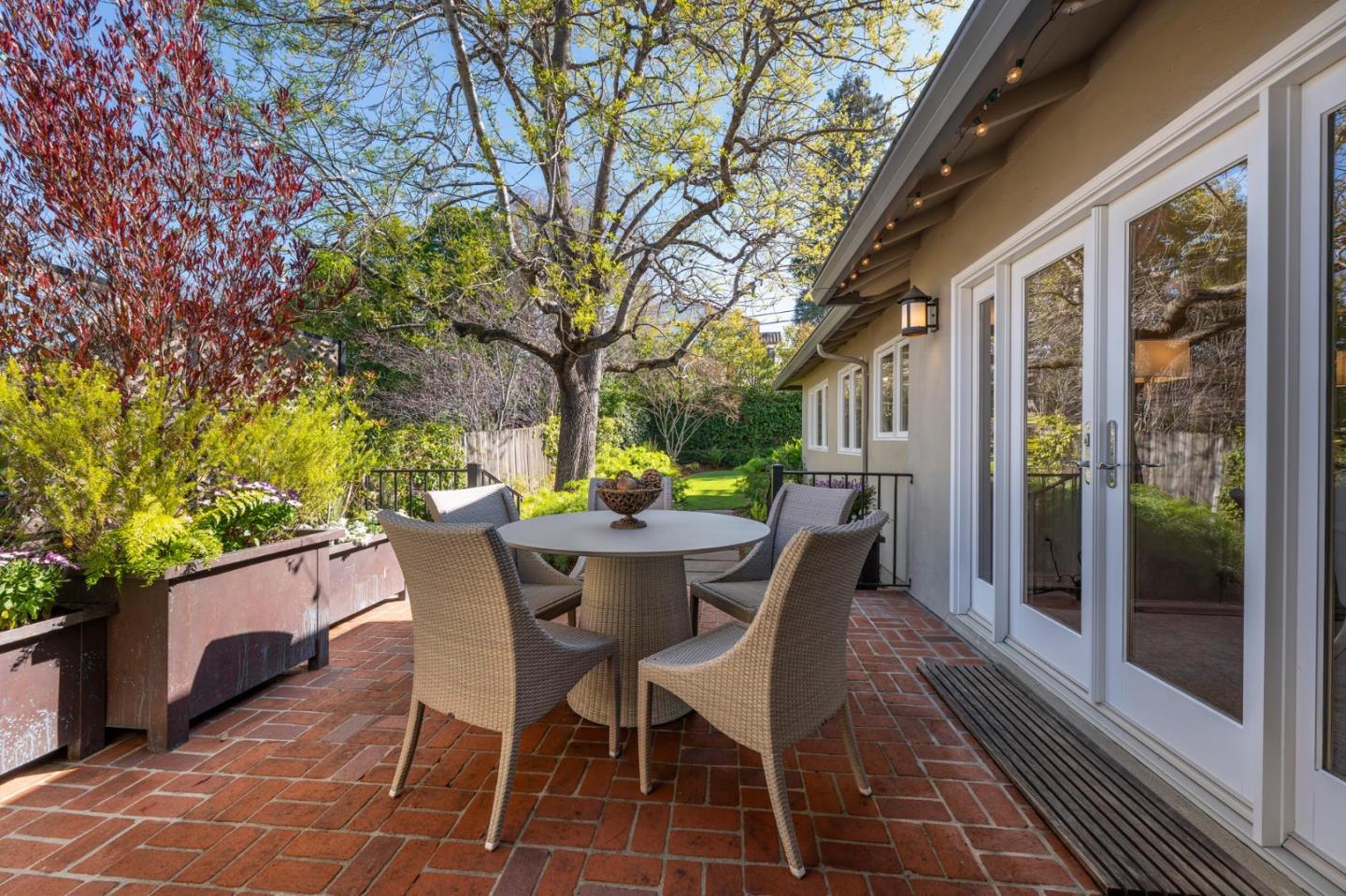 Detail Gallery Image 20 of 30 For 365 Parrott Dr, San Mateo,  CA 94402 - 3 Beds | 2 Baths