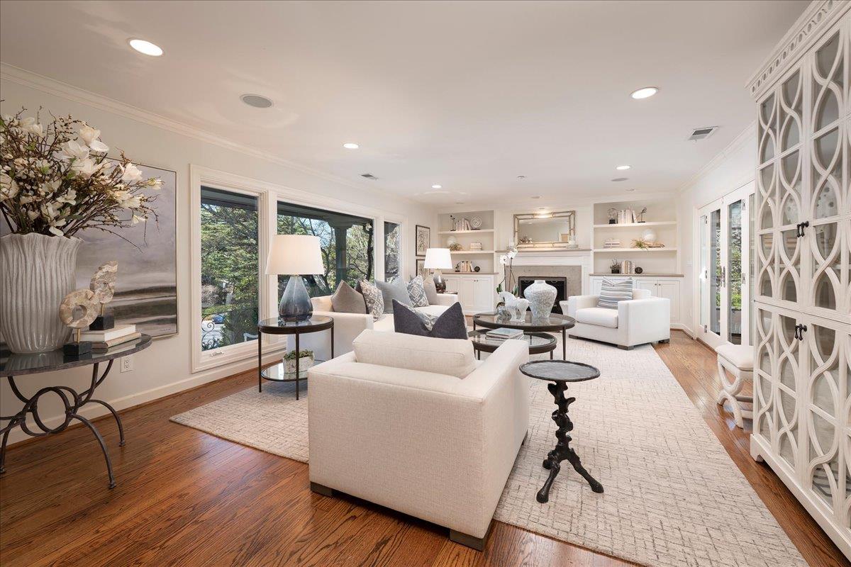 Detail Gallery Image 6 of 30 For 365 Parrott Dr, San Mateo,  CA 94402 - 3 Beds | 2 Baths