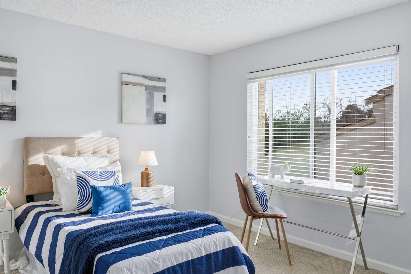 Detail Gallery Image 15 of 20 For 107 Evandale, Mountain View,  CA 94043 - 3 Beds | 2 Baths