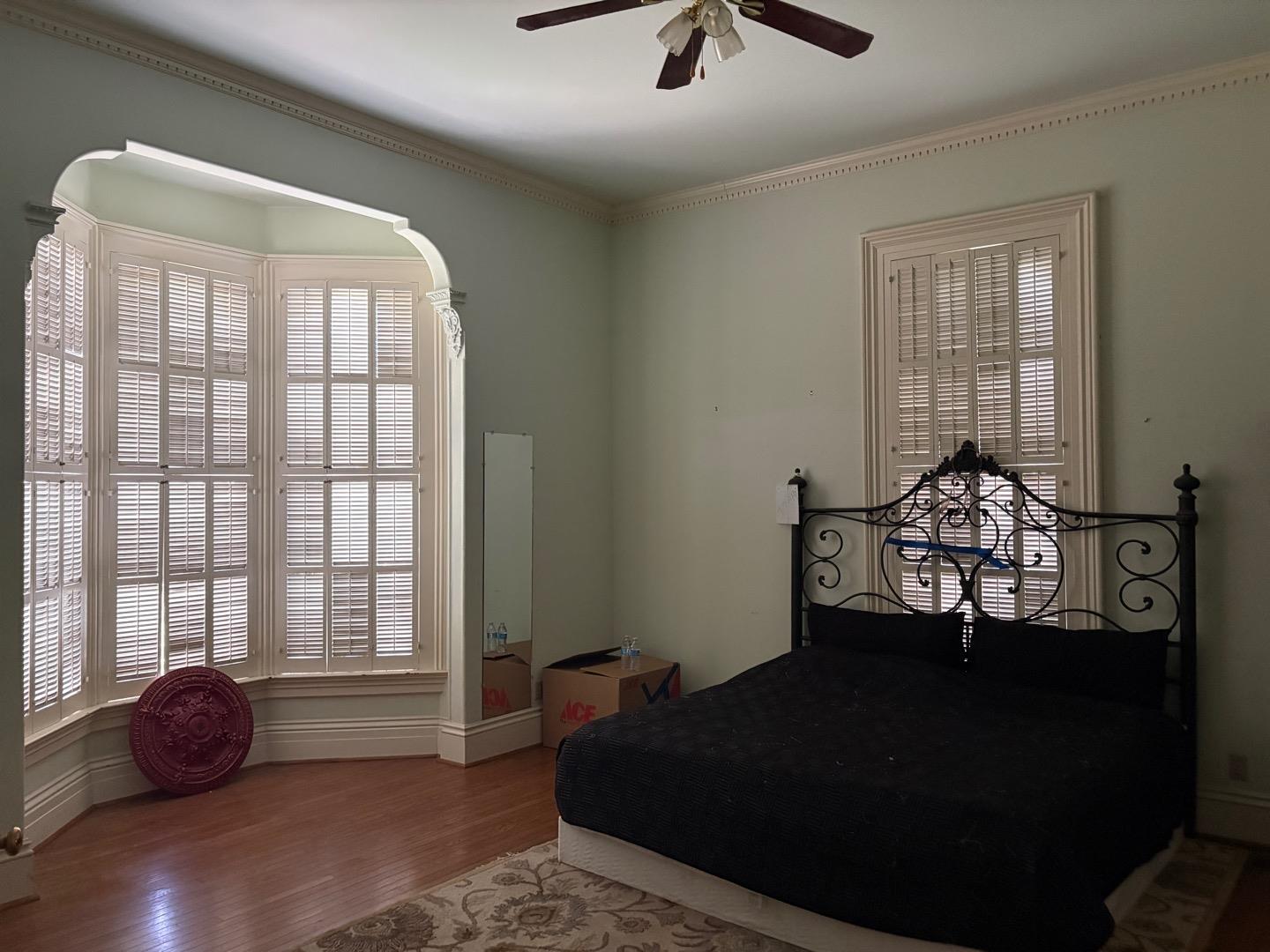 Detail Gallery Image 16 of 22 For South St, Hollister,  CA 95023 - 4 Beds | 2/2 Baths