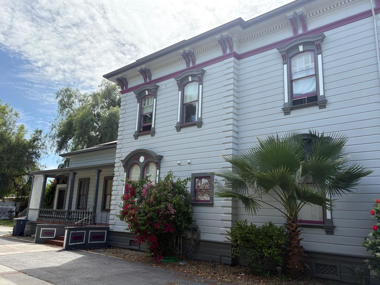 Detail Gallery Image 5 of 22 For South St, Hollister,  CA 95023 - 4 Beds | 2/2 Baths