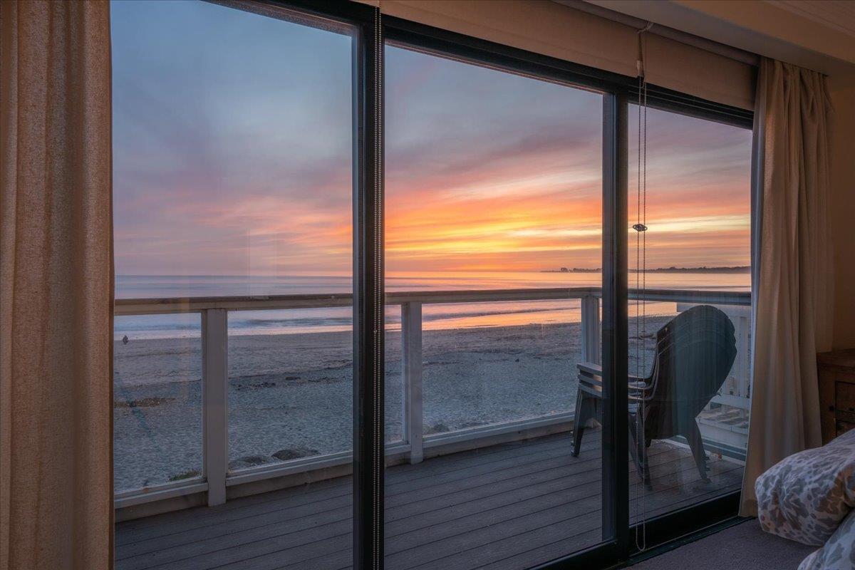 Detail Gallery Image 22 of 32 For 220 Beach Dr, Aptos,  CA 95003 - 3 Beds | 2 Baths