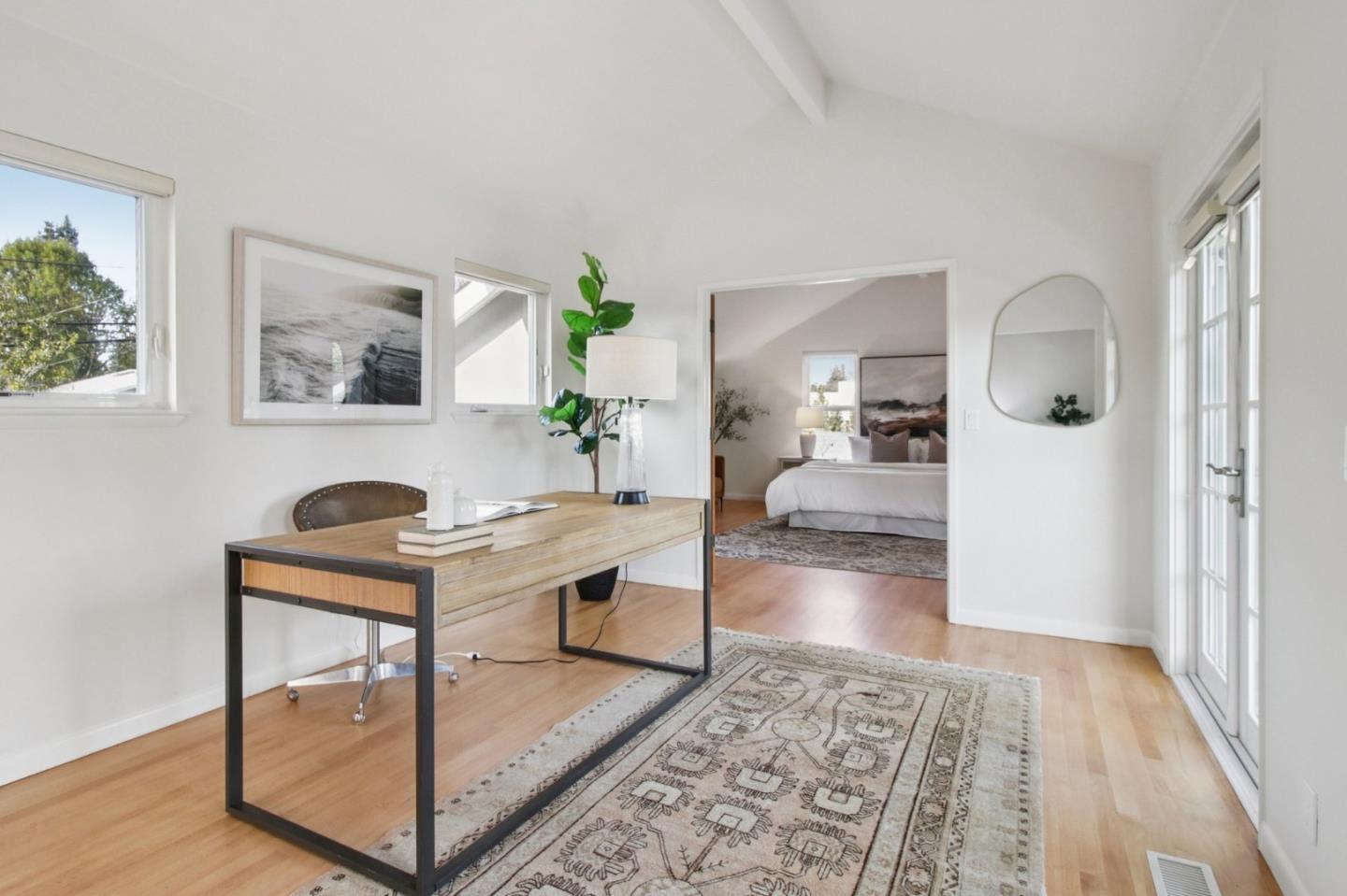 Detail Gallery Image 27 of 73 For 745 Barron Ave, Palo Alto,  CA 94306 - 5 Beds | 4/1 Baths