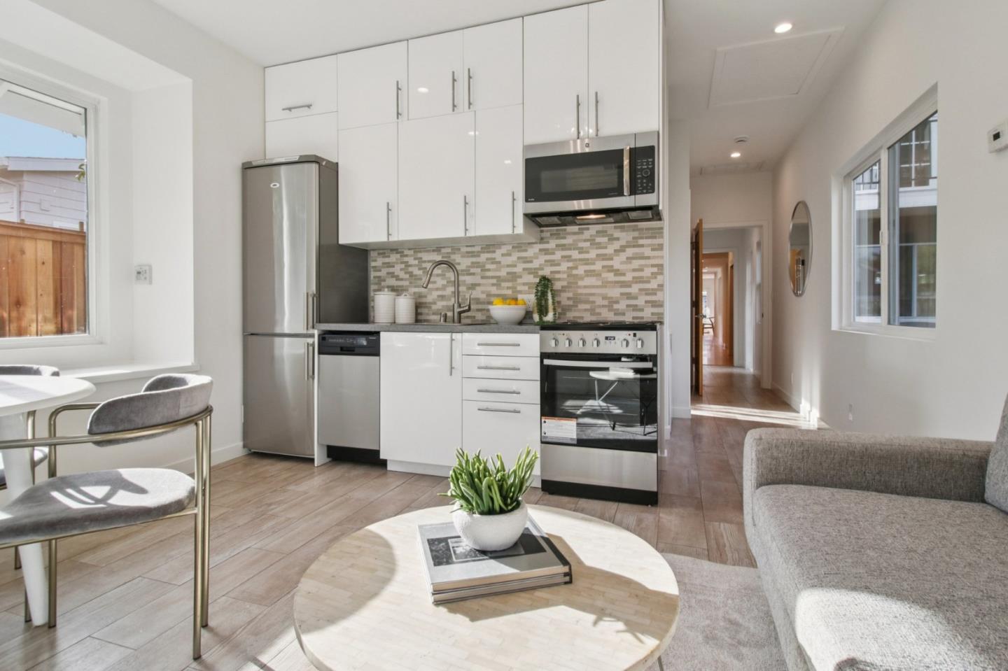 Detail Gallery Image 50 of 73 For 745 Barron Ave, Palo Alto,  CA 94306 - 5 Beds | 4/1 Baths