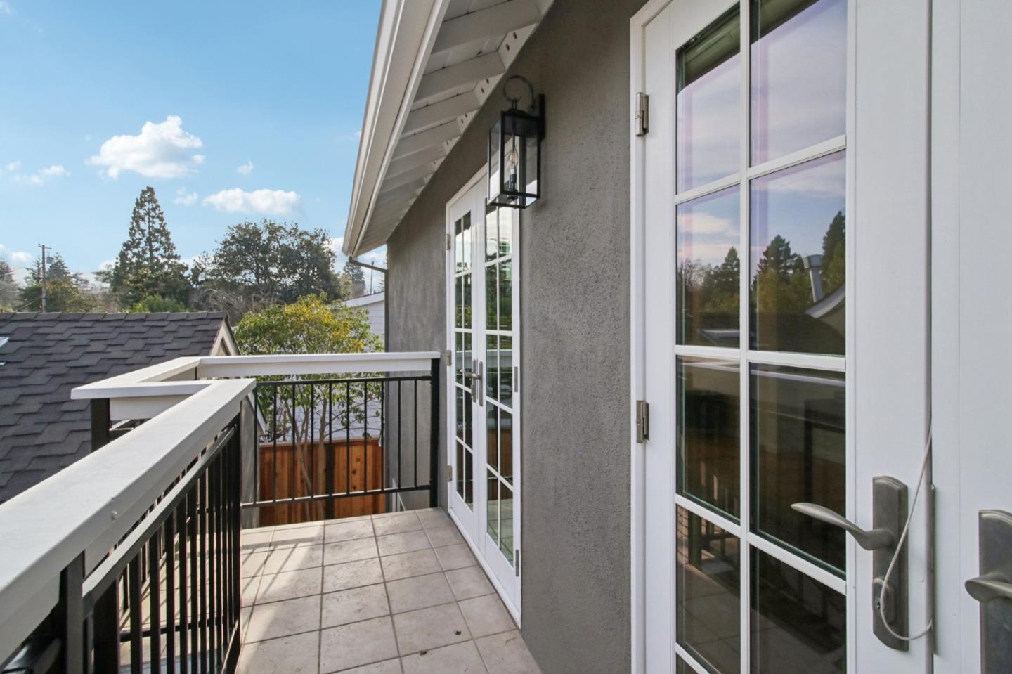 Detail Gallery Image 59 of 73 For 745 Barron Ave, Palo Alto,  CA 94306 - 5 Beds | 4/1 Baths