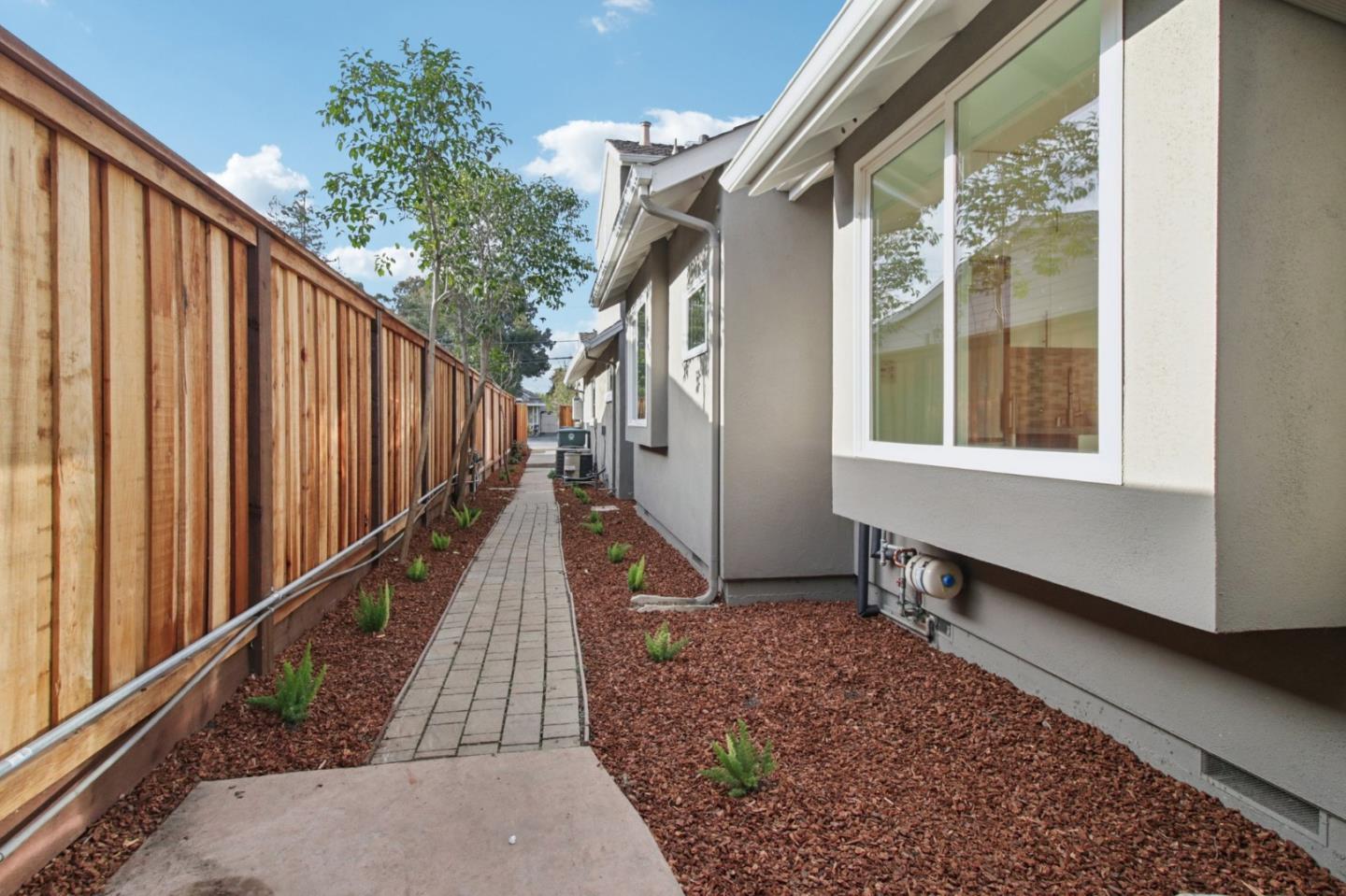 Detail Gallery Image 61 of 73 For 745 Barron Ave, Palo Alto,  CA 94306 - 5 Beds | 4/1 Baths