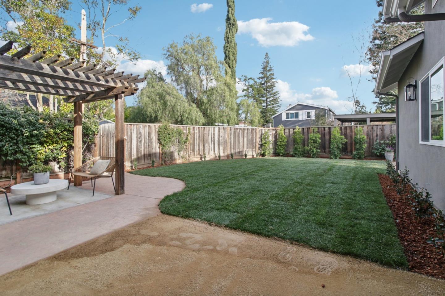 Detail Gallery Image 62 of 73 For 745 Barron Ave, Palo Alto,  CA 94306 - 5 Beds | 4/1 Baths