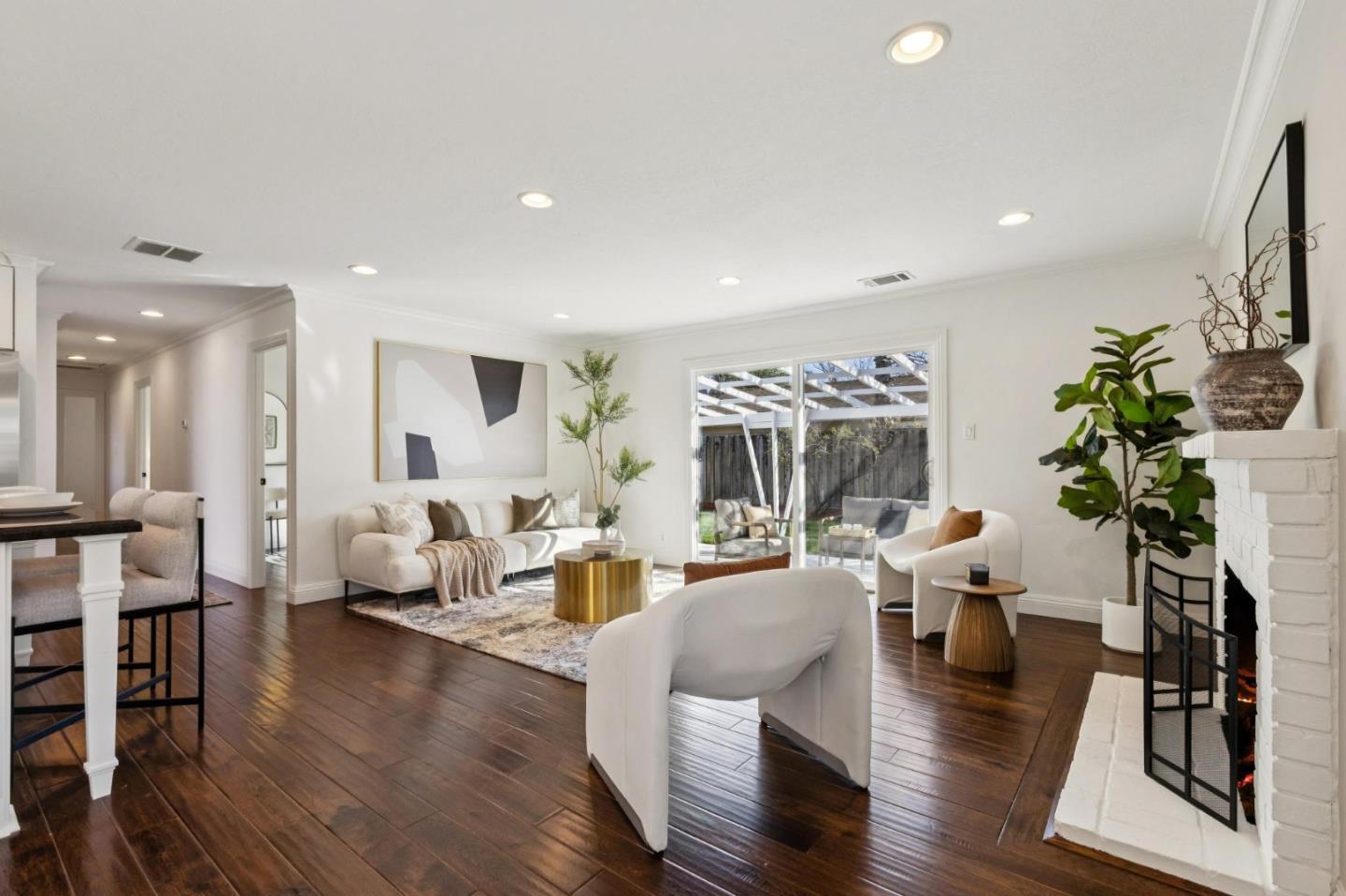 Detail Gallery Image 35 of 103 For 1592 Willowmont Ave, San Jose,  CA 95118 - 4 Beds | 2 Baths