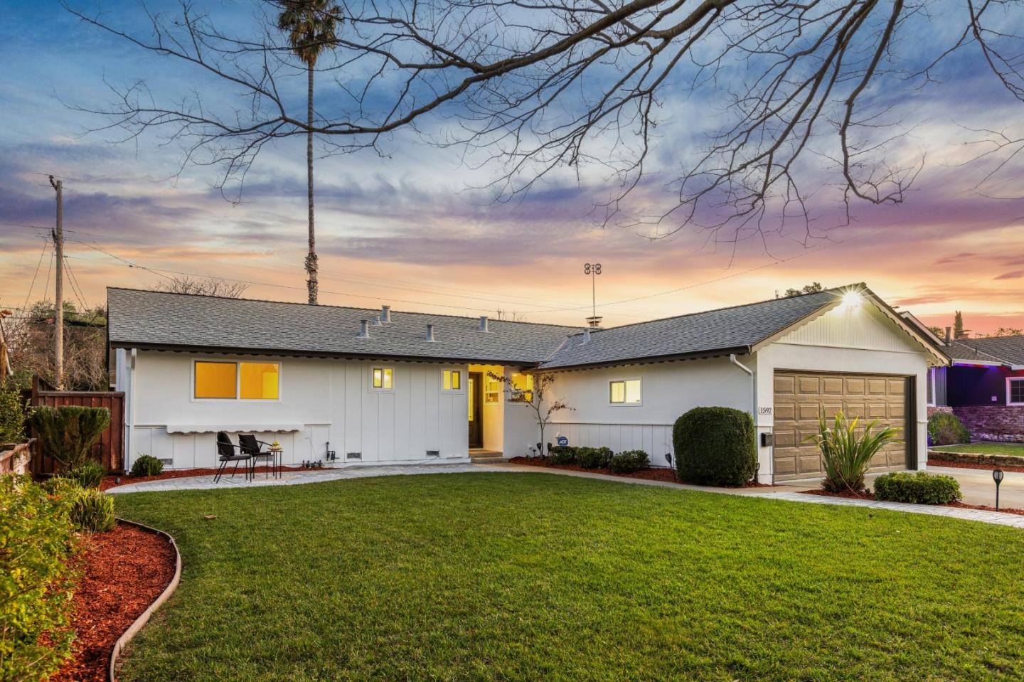 Detail Gallery Image 4 of 103 For 1592 Willowmont Ave, San Jose,  CA 95118 - 4 Beds | 2 Baths