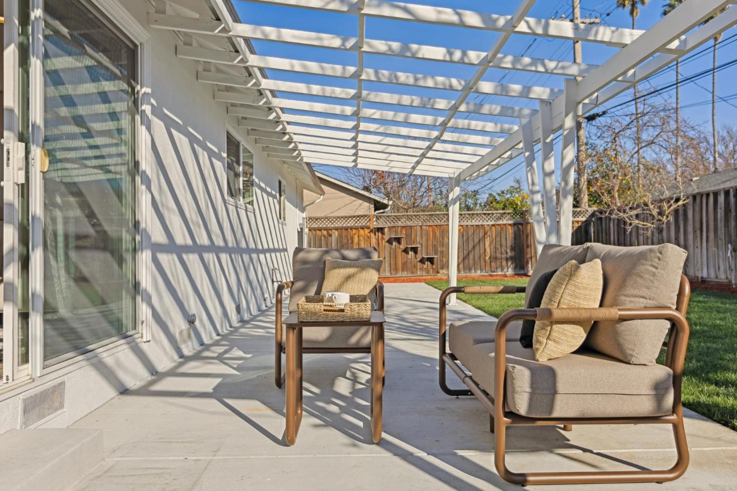 Detail Gallery Image 91 of 103 For 1592 Willowmont Ave, San Jose,  CA 95118 - 4 Beds | 2 Baths