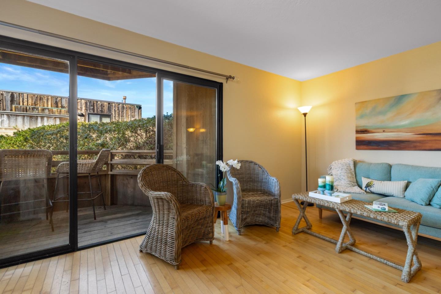 Detail Gallery Image 9 of 33 For 125 Surf Way #343,  Monterey,  CA 93940 - 1 Beds | 1 Baths