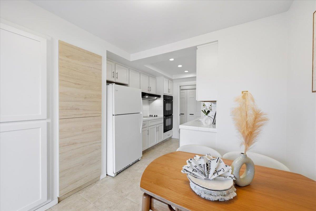 Detail Gallery Image 18 of 40 For 555 Palm Ave #202,  Millbrae,  CA 94030 - 2 Beds | 2 Baths