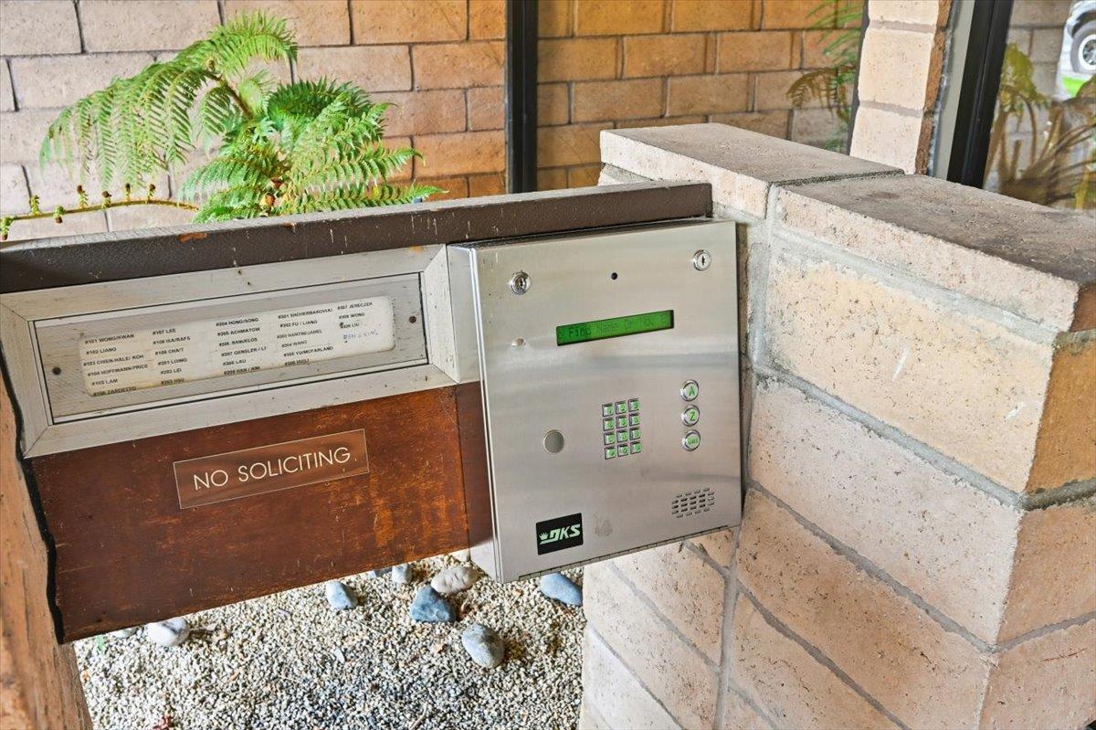 Detail Gallery Image 4 of 40 For 555 Palm Ave #202,  Millbrae,  CA 94030 - 2 Beds | 2 Baths