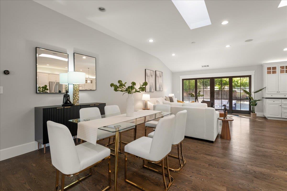 Detail Gallery Image 11 of 46 For 21 Euclid Ave, Los Gatos,  CA 95030 - 4 Beds | 2/1 Baths