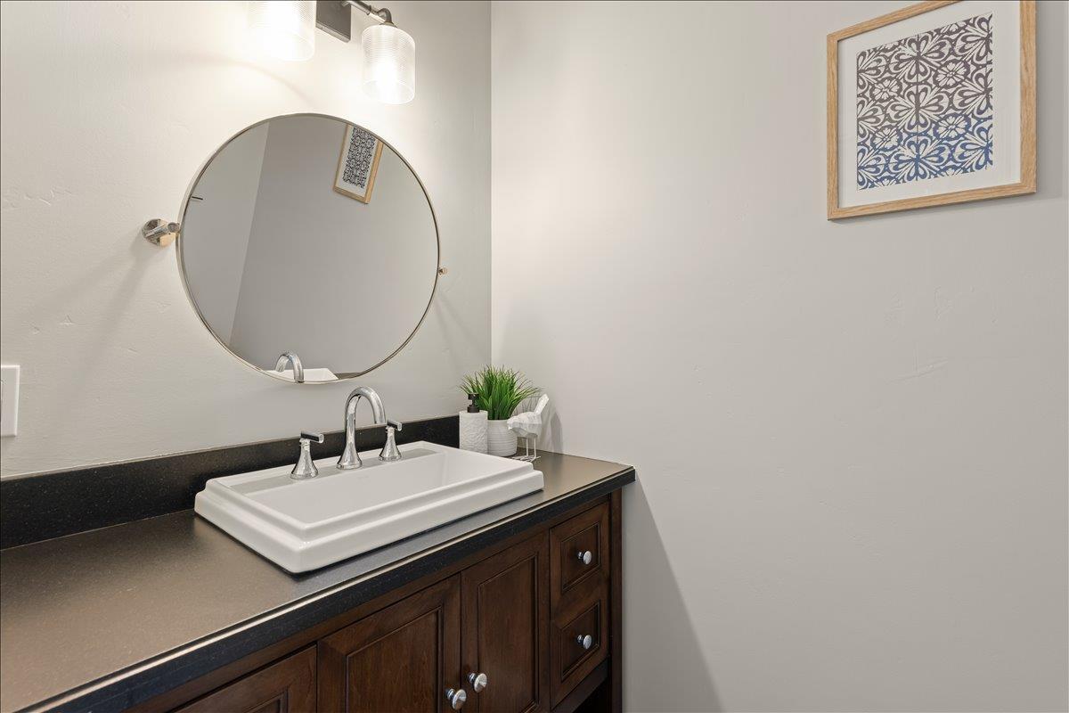 Detail Gallery Image 31 of 46 For 21 Euclid Ave, Los Gatos,  CA 95030 - 4 Beds | 2/1 Baths