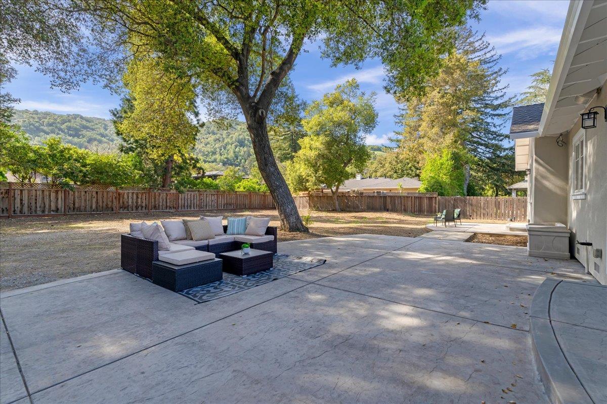 Detail Gallery Image 42 of 46 For 21 Euclid Ave, Los Gatos,  CA 95030 - 4 Beds | 2/1 Baths