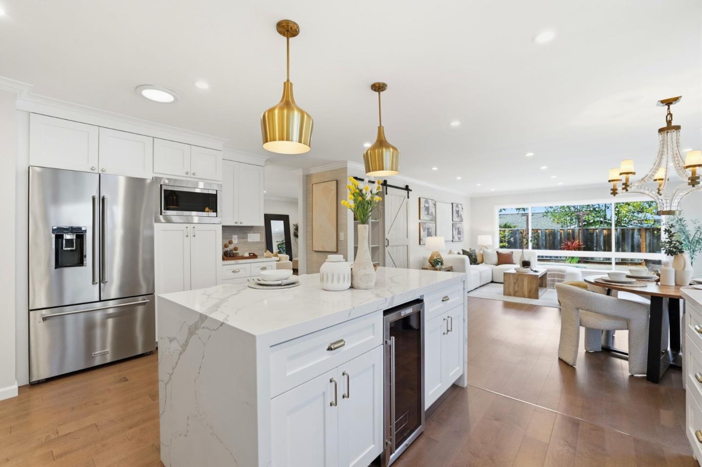 Detail Gallery Image 15 of 47 For 165 Carlow Ct, Sunnyvale,  CA 94087 - 4 Beds | 2 Baths