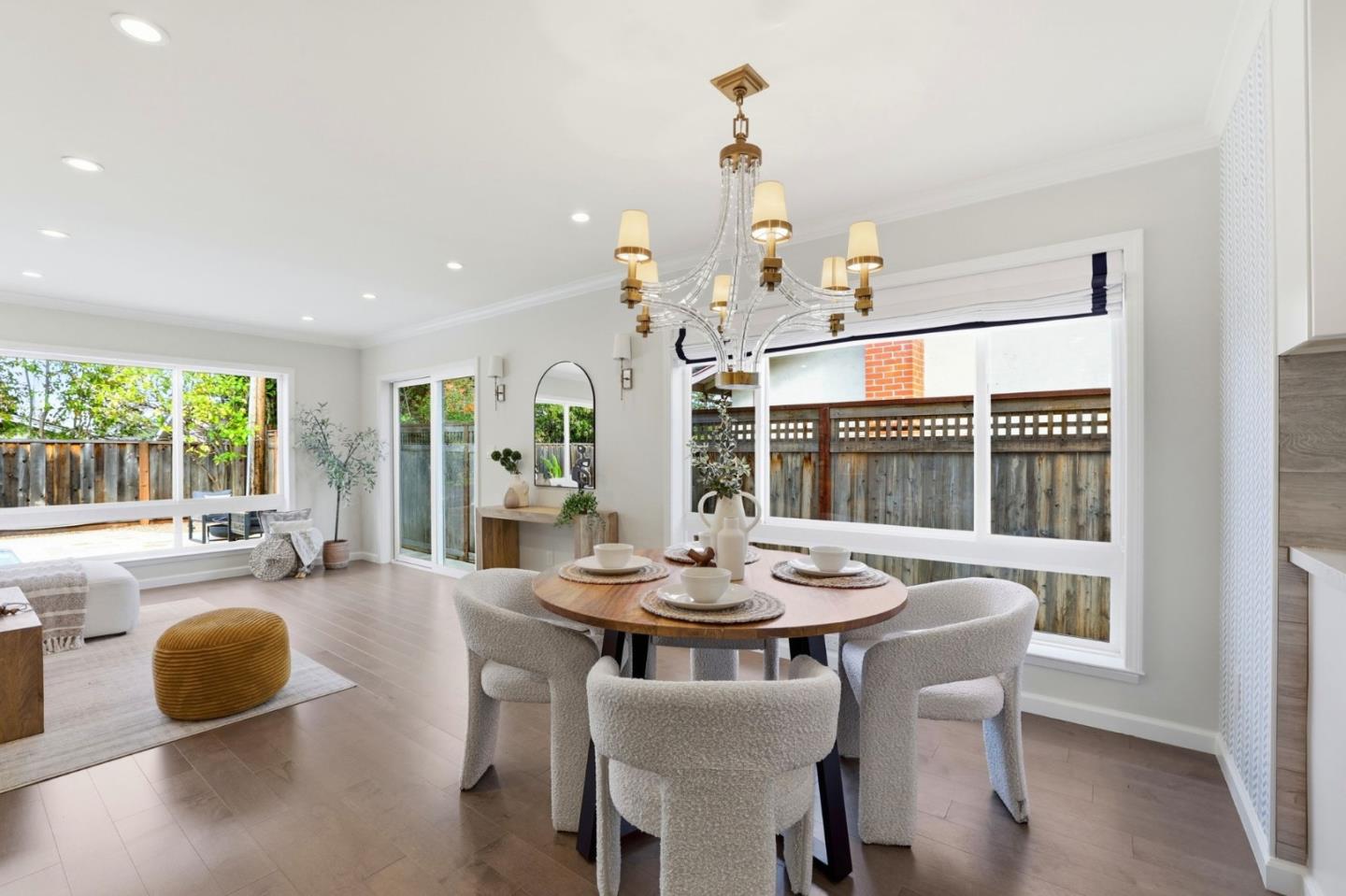 Detail Gallery Image 22 of 47 For 165 Carlow Ct, Sunnyvale,  CA 94087 - 4 Beds | 2 Baths