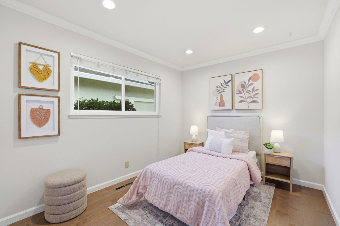 Detail Gallery Image 25 of 47 For 165 Carlow Ct, Sunnyvale,  CA 94087 - 4 Beds | 2 Baths