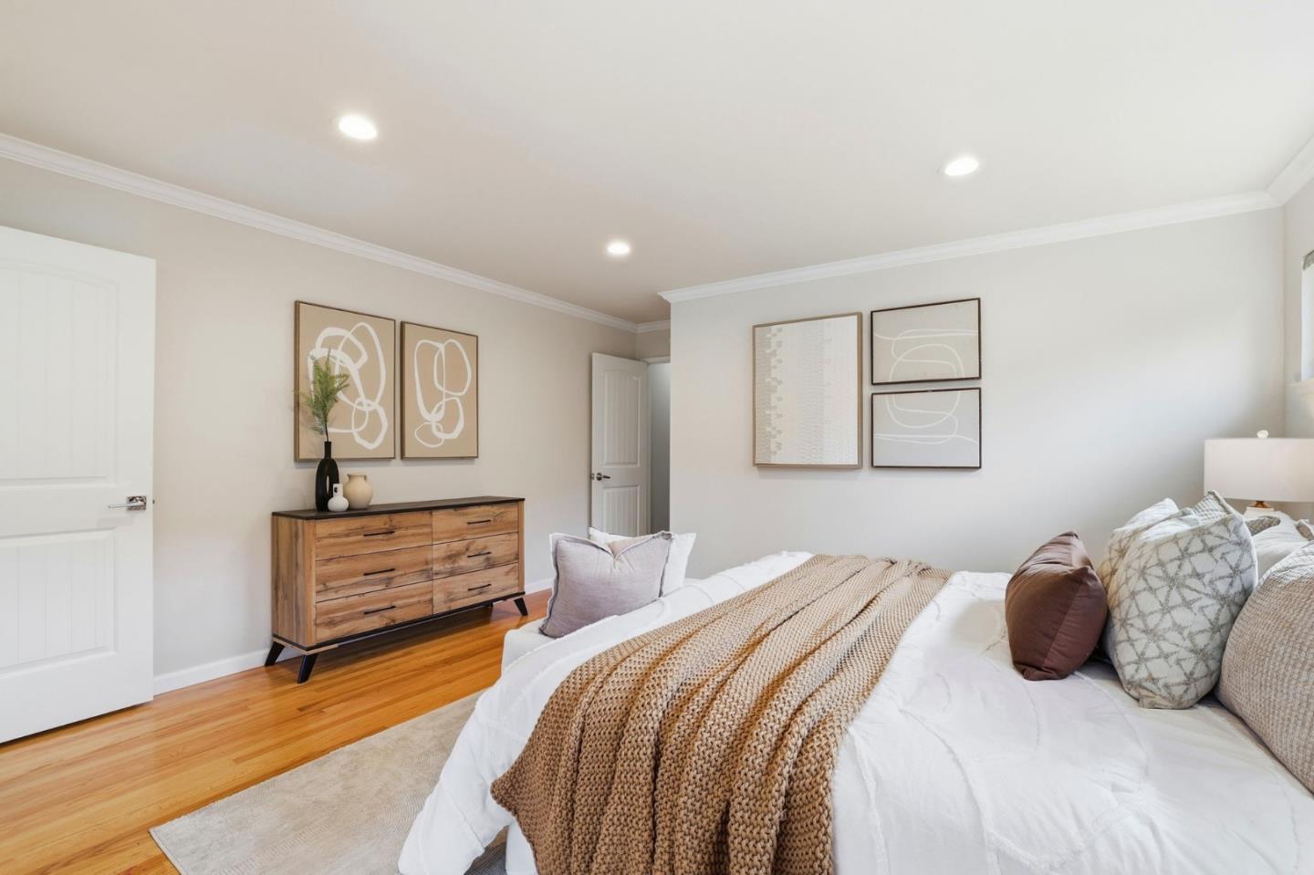 Detail Gallery Image 30 of 47 For 165 Carlow Ct, Sunnyvale,  CA 94087 - 4 Beds | 2 Baths