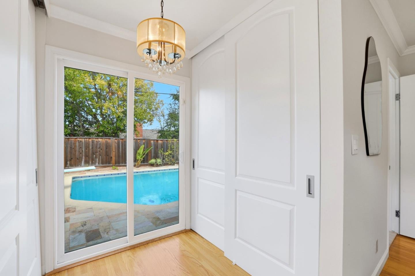 Detail Gallery Image 34 of 47 For 165 Carlow Ct, Sunnyvale,  CA 94087 - 4 Beds | 2 Baths