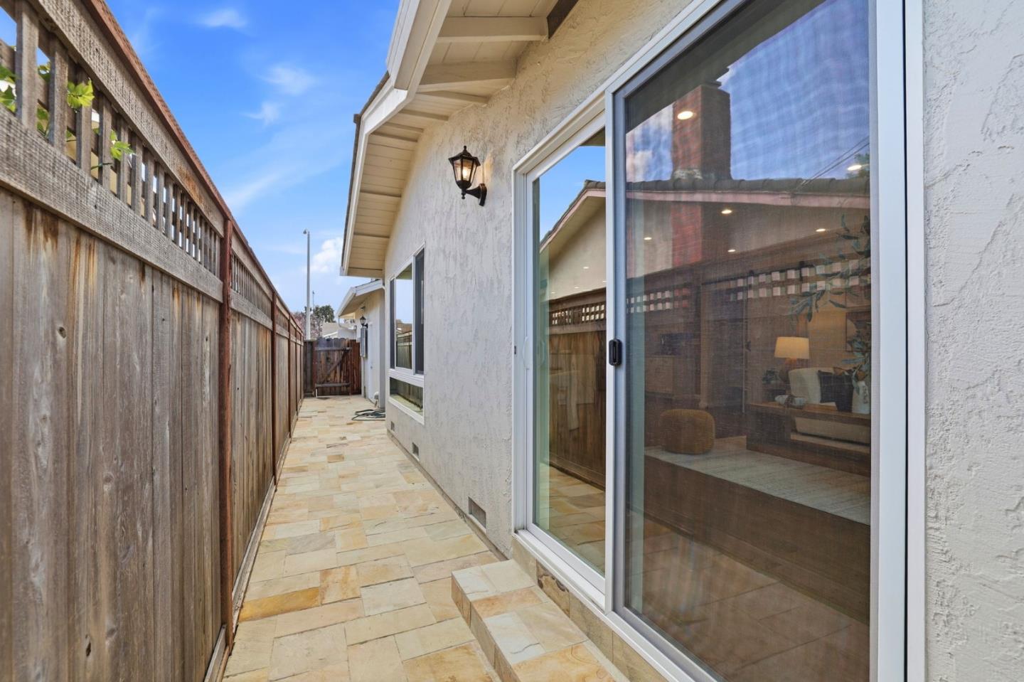 Detail Gallery Image 42 of 47 For 165 Carlow Ct, Sunnyvale,  CA 94087 - 4 Beds | 2 Baths