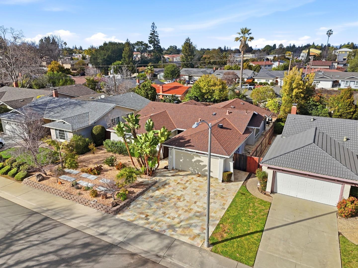 Detail Gallery Image 43 of 47 For 165 Carlow Ct, Sunnyvale,  CA 94087 - 4 Beds | 2 Baths