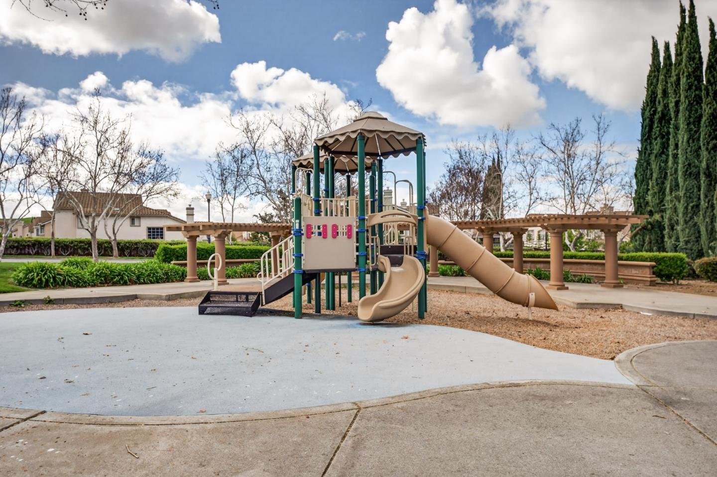 Detail Gallery Image 11 of 37 For 3646 Jasmine Cir, San Jose,  CA 95135 - 3 Beds | 2 Baths