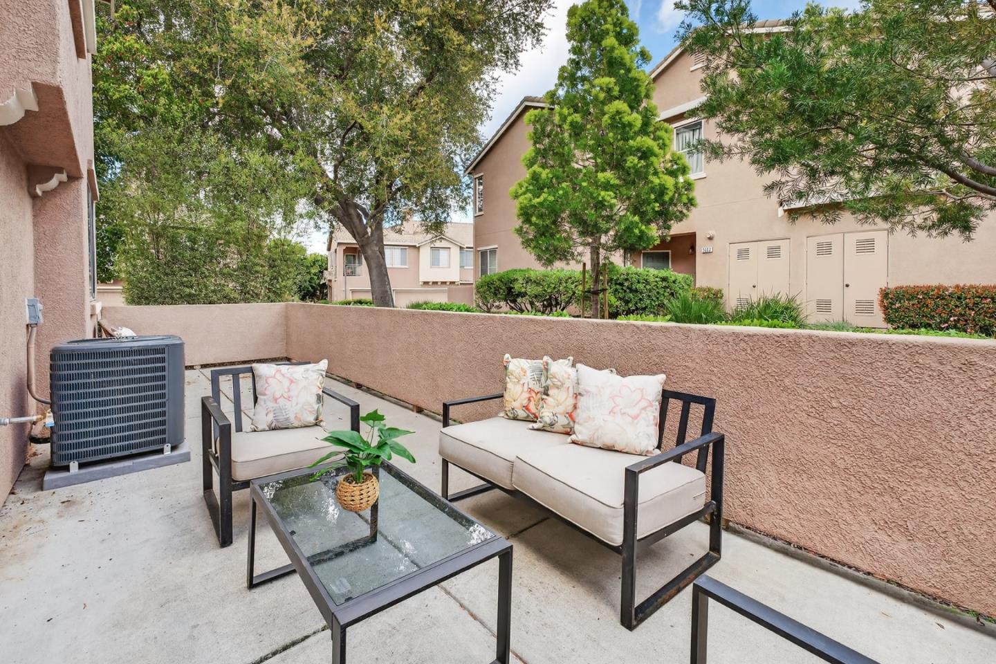 Detail Gallery Image 13 of 37 For 3646 Jasmine Cir, San Jose,  CA 95135 - 3 Beds | 2 Baths