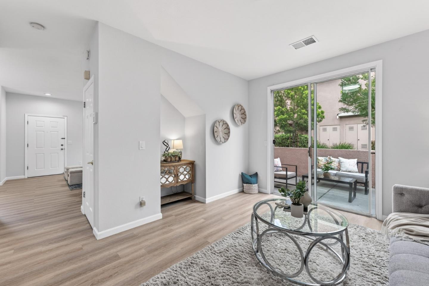 Detail Gallery Image 26 of 37 For 3646 Jasmine Cir, San Jose,  CA 95135 - 3 Beds | 2 Baths