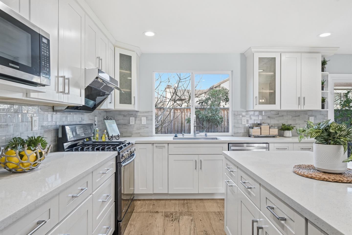 Detail Gallery Image 12 of 42 For 34504 Willbridge Ter, Fremont,  CA 94555 - 3 Beds | 2/1 Baths