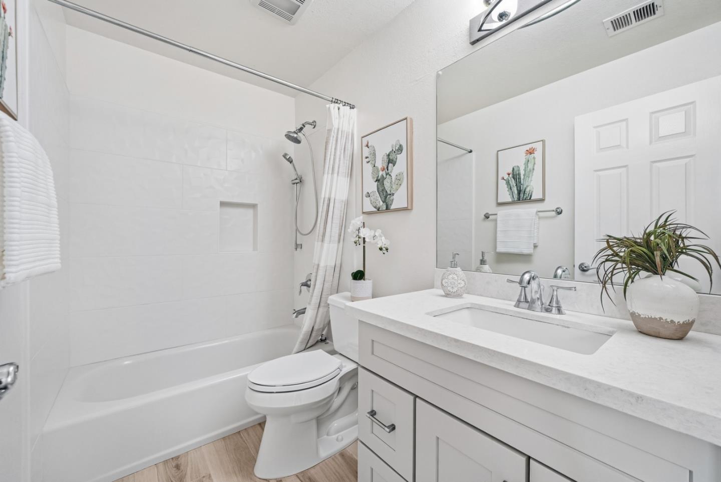 Detail Gallery Image 28 of 42 For 34504 Willbridge Ter, Fremont,  CA 94555 - 3 Beds | 2/1 Baths