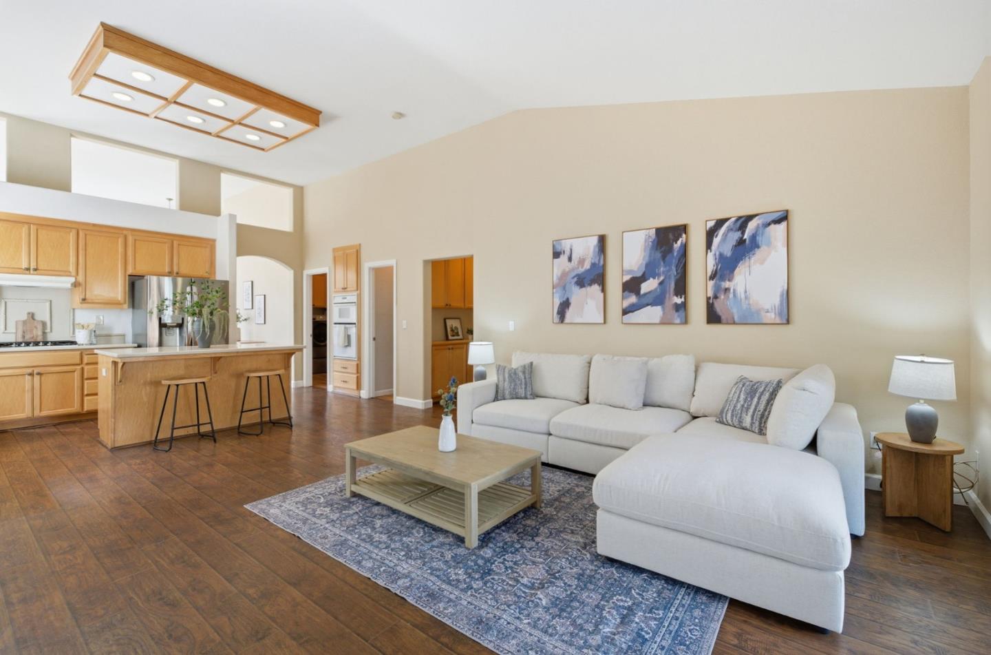 Detail Gallery Image 15 of 49 For 1655 Valley Oaks Dr, Gilroy,  CA 95020 - 3 Beds | 2 Baths