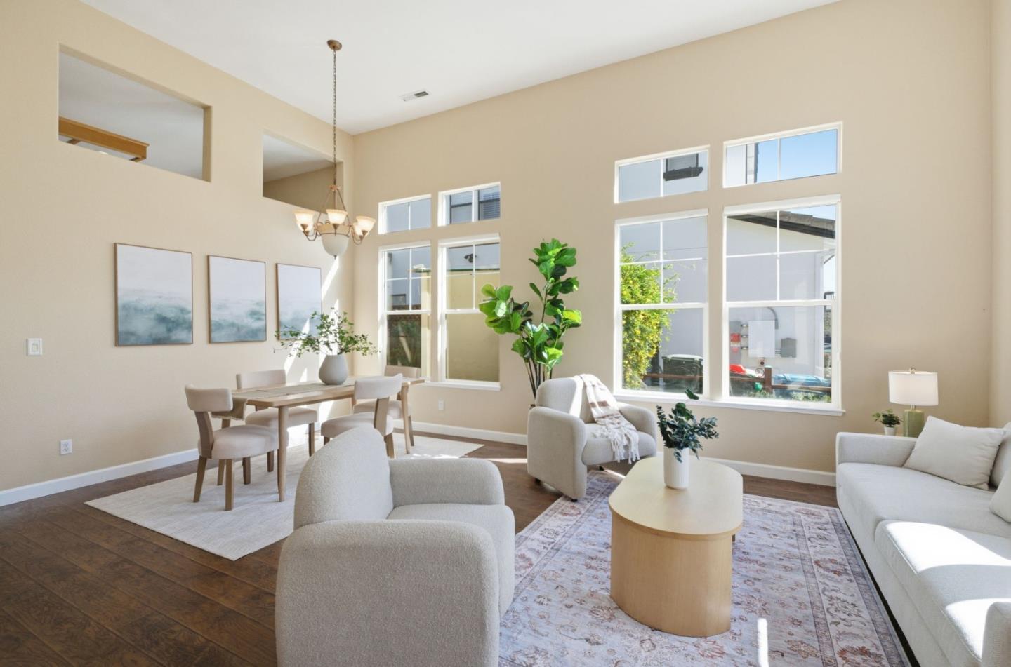 Detail Gallery Image 2 of 49 For 1655 Valley Oaks Dr, Gilroy,  CA 95020 - 3 Beds | 2 Baths