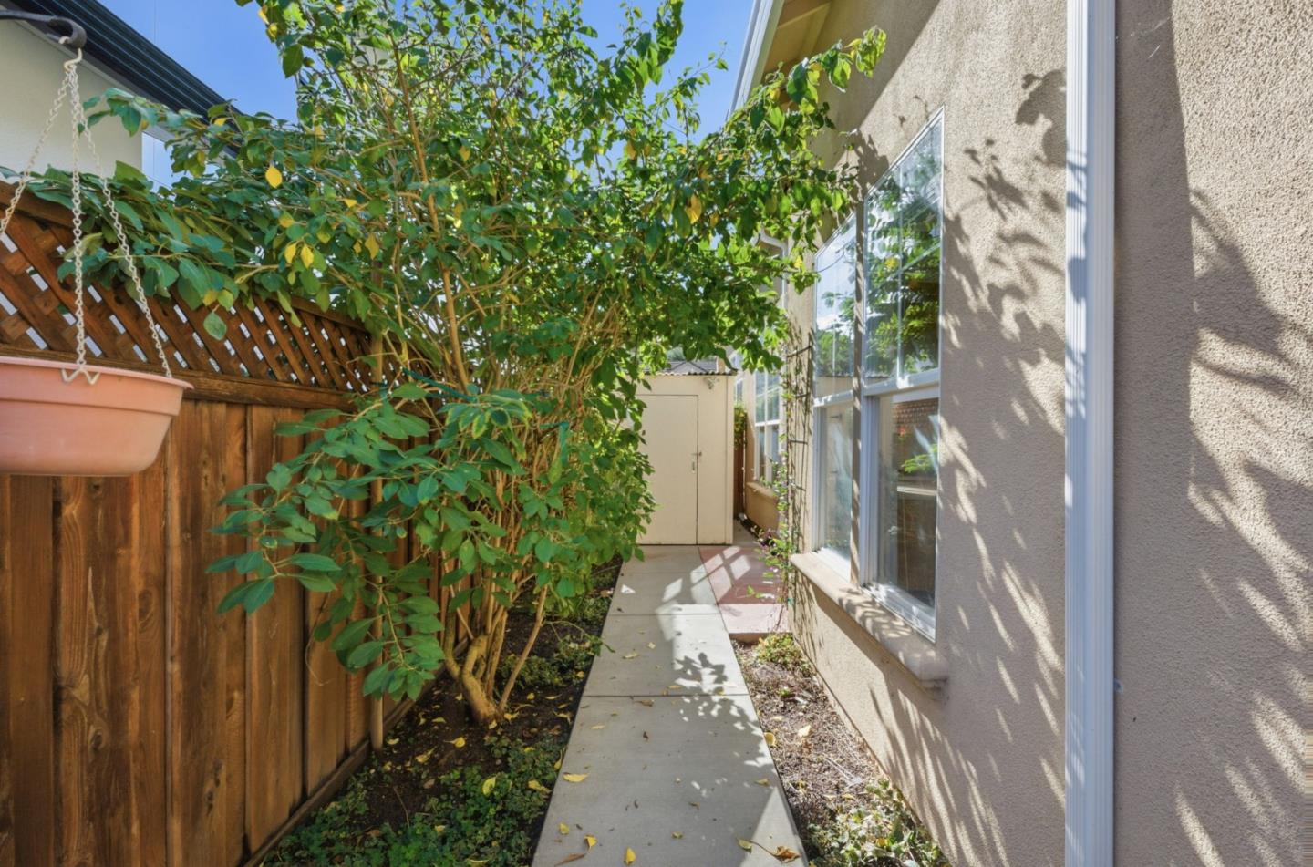 Detail Gallery Image 37 of 49 For 1655 Valley Oaks Dr, Gilroy,  CA 95020 - 3 Beds | 2 Baths