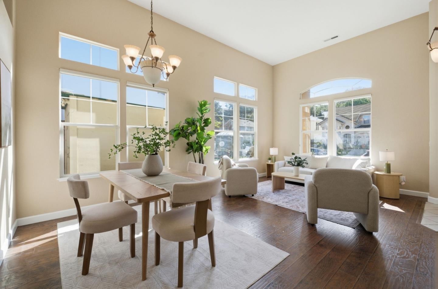 Detail Gallery Image 6 of 49 For 1655 Valley Oaks Dr, Gilroy,  CA 95020 - 3 Beds | 2 Baths