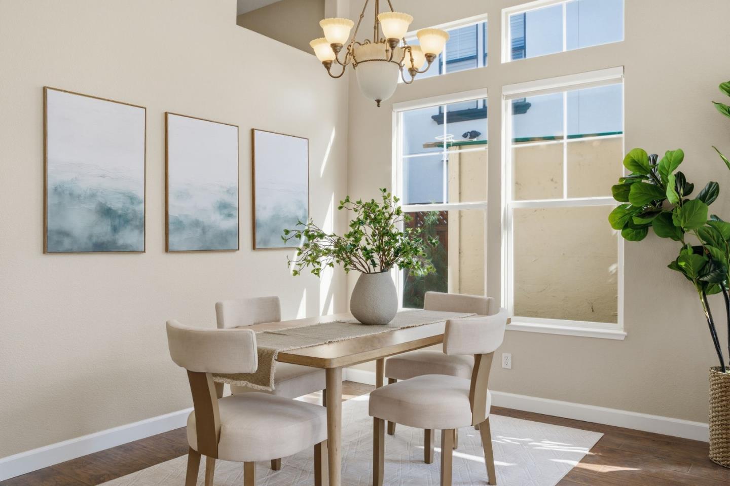 Detail Gallery Image 7 of 49 For 1655 Valley Oaks Dr, Gilroy,  CA 95020 - 3 Beds | 2 Baths